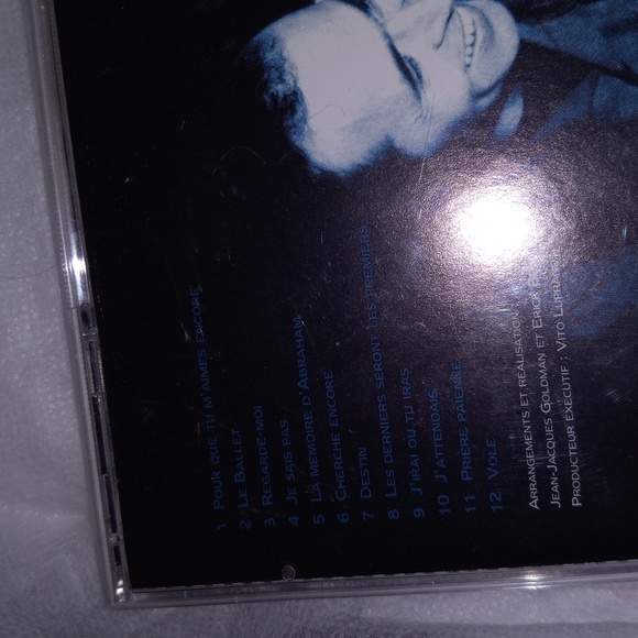 2 Celine Dion cds - Picture 3 of 6